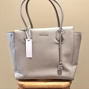 Michael Kors large Mercer tote